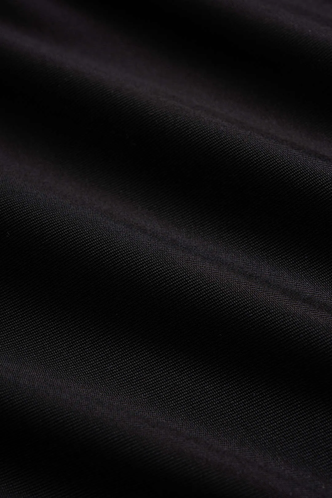 Plus Size Contrast Print V-Neck Crossed Backless Bikini Set sold by Micas product image thumbnail 4