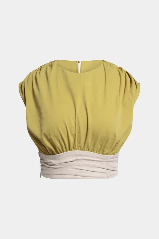 Plus Size Contrast Round Neck Ruched Tank Top made by Micas