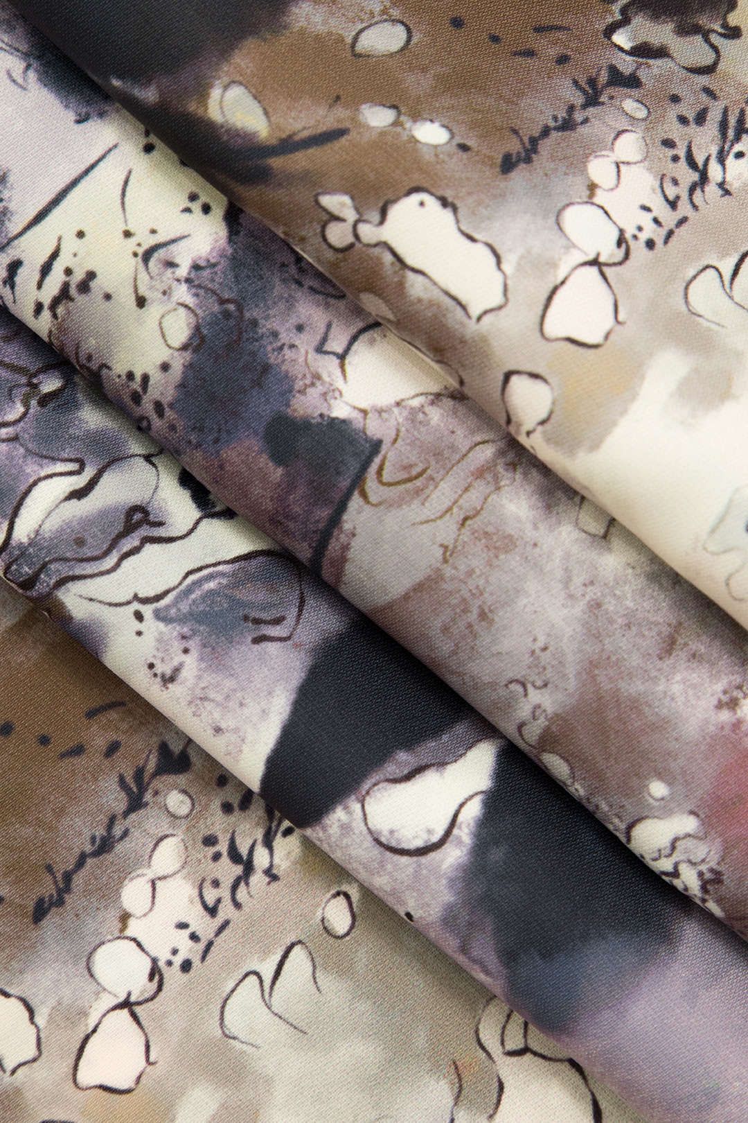 Leaves Print Wide Leg Pants sold by Micas product image thumbnail 4