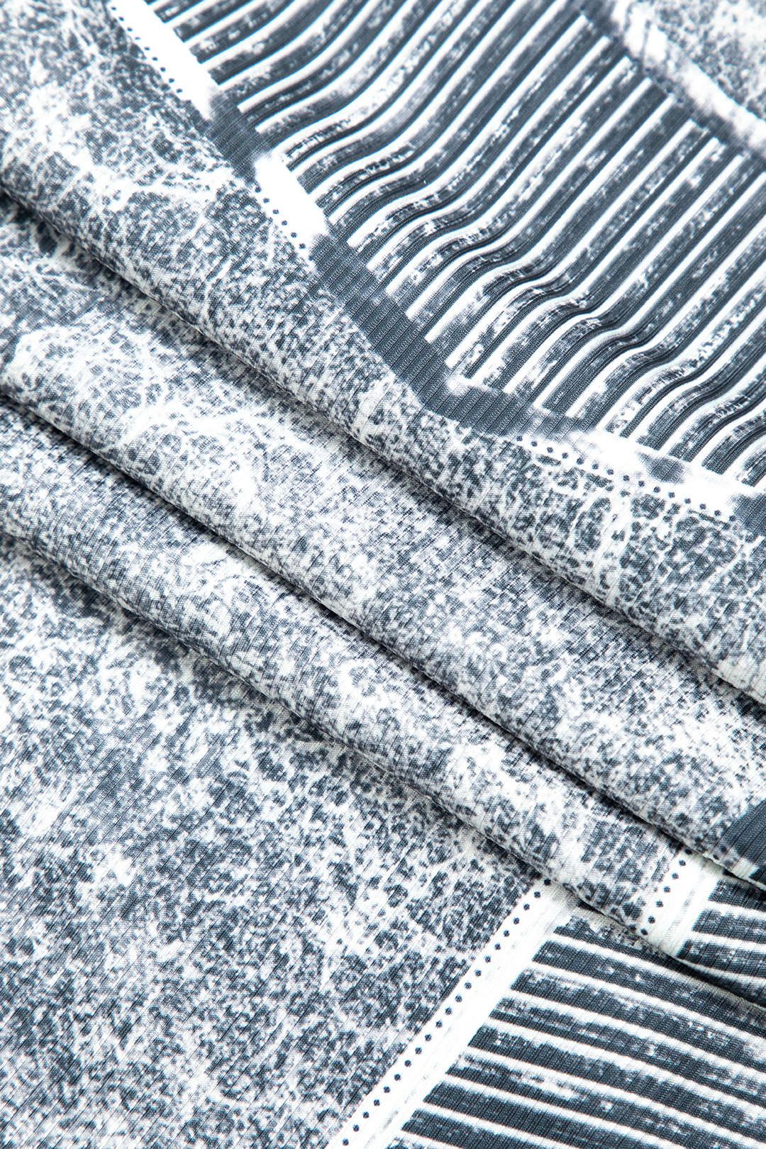 Contrast Stripe Sleeveless Maxi Dress sold by Micas product image thumbnail 4