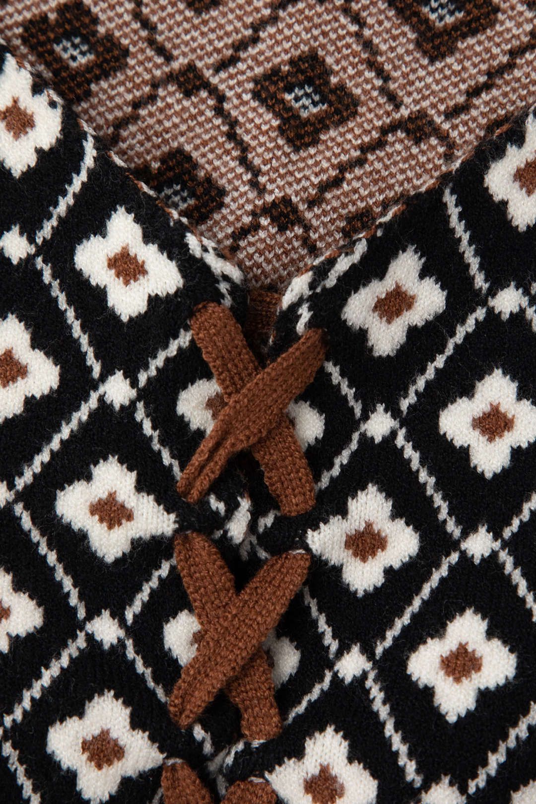 Floral Tie Front Cami Top sold by Micas product image thumbnail 3