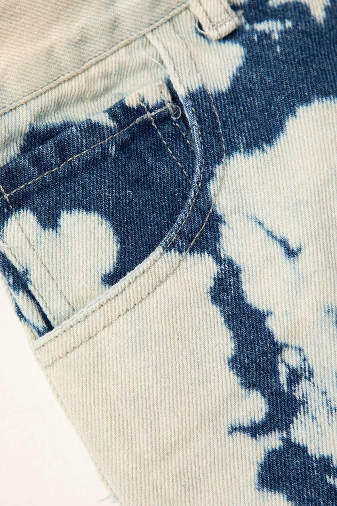 Denimshorts med Tie Dye Print sold by Micas product image thumbnail 3