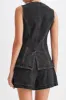 Denim Button Up Vest og Shorts Sæt sold by Micas