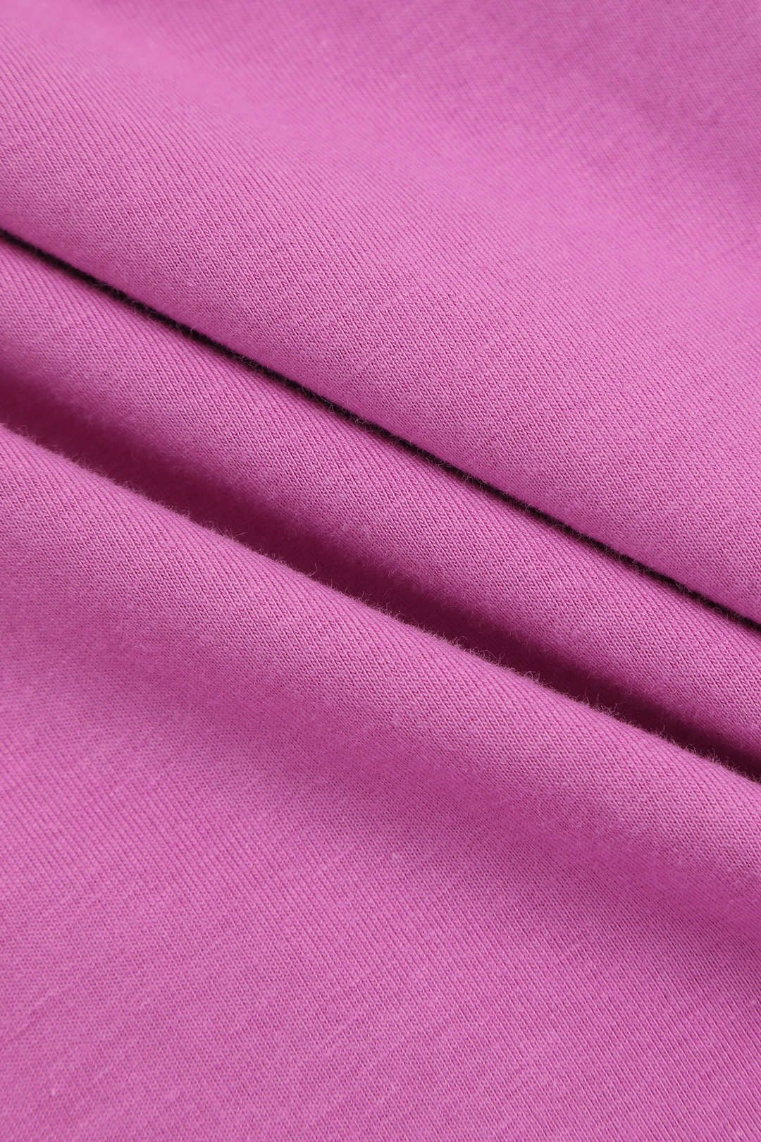 Letter Q Graphic Knot Hem T-Shirt sold by Micas product image thumbnail 5