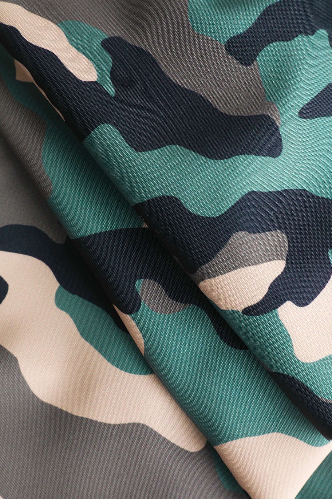 High Waisted Camo Cargo Pants sold by Micas product image thumbnail 3