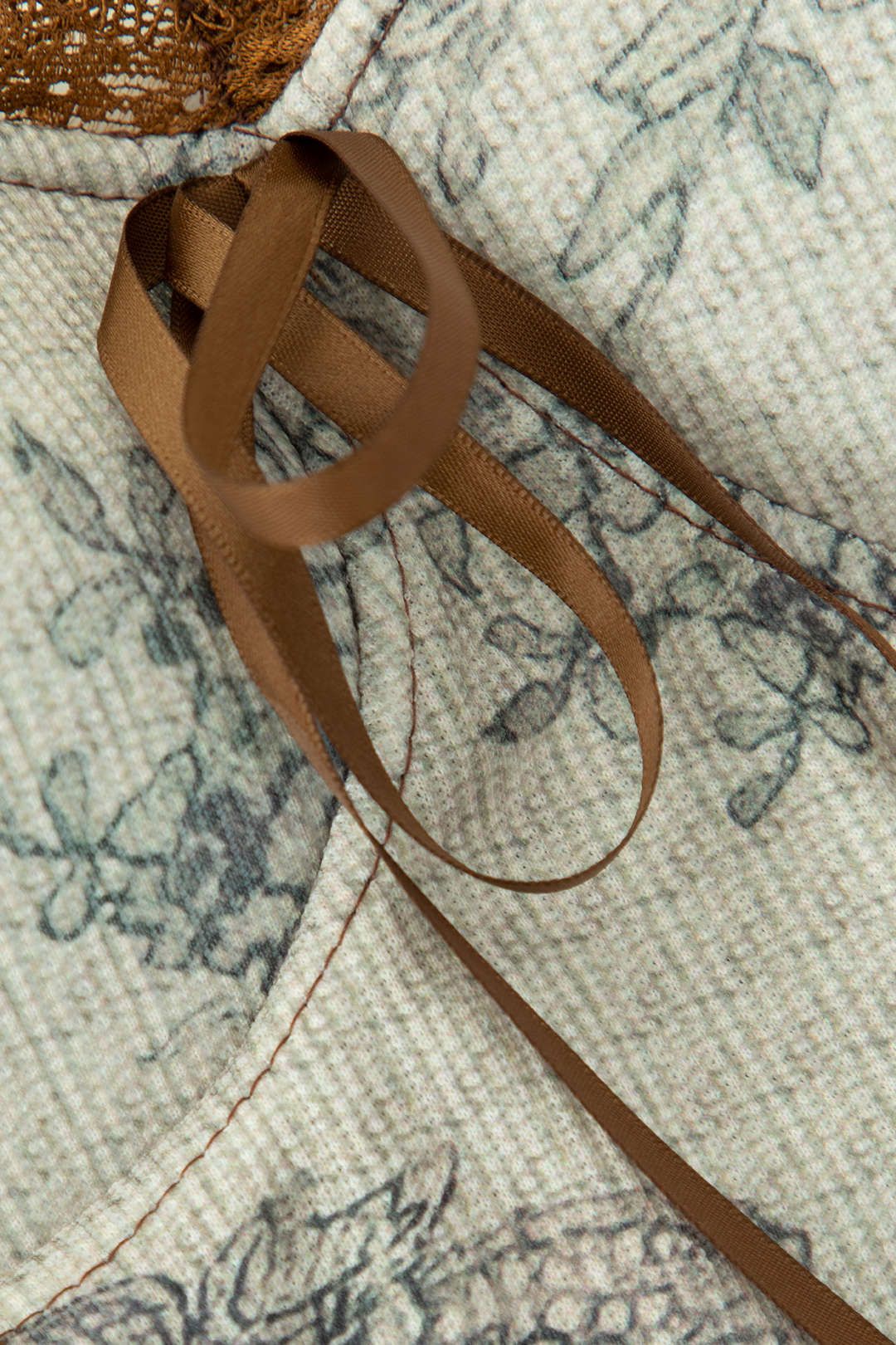 Printed Retro Lace Cami Top sold by Micas product image thumbnail 6