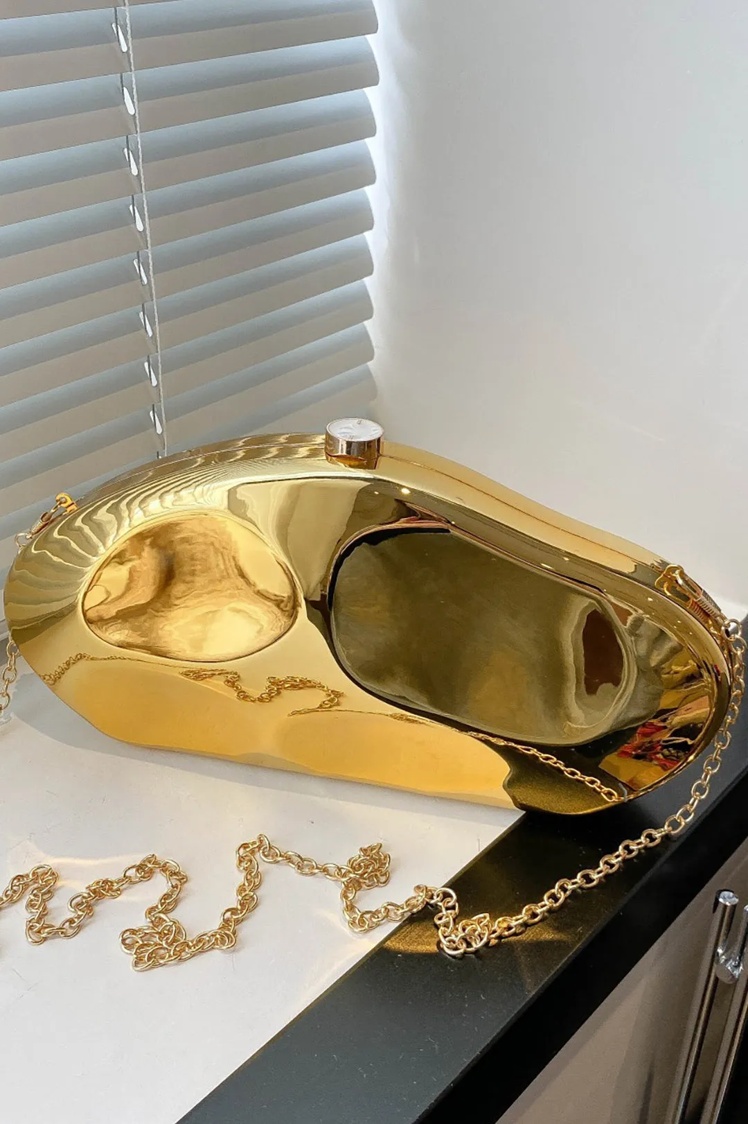 Clutch taske i metallisk boks sold by Micas product image thumbnail 3