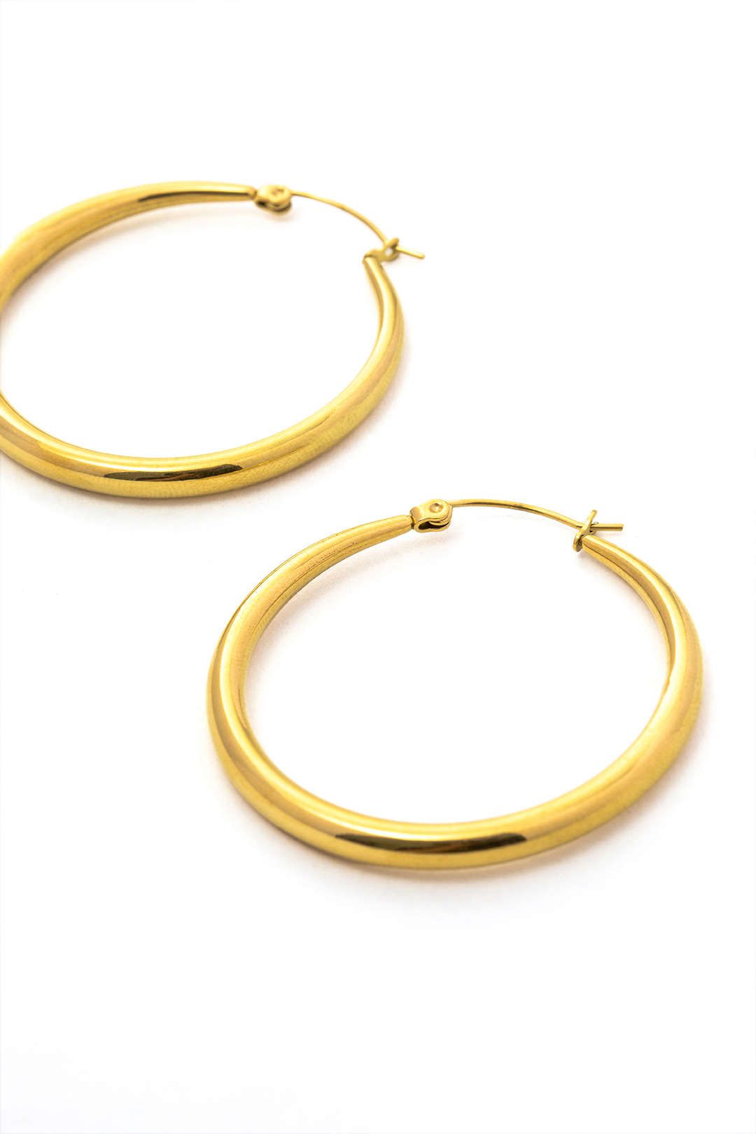 Gold Hoop Earrings sold by Micas product image thumbnail 3