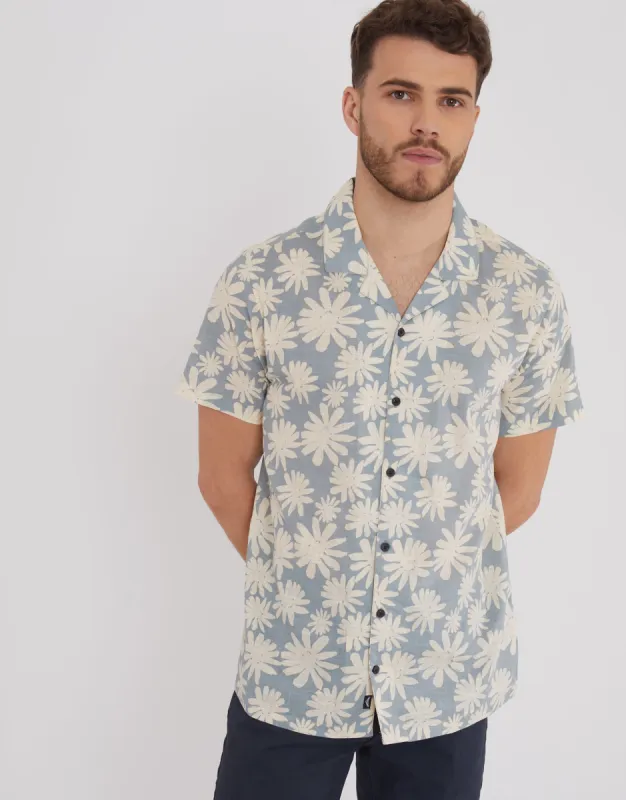 Threadbare Men's Blue Abstract Floral Print Short Sleeve Shirt sold by Threadbare
