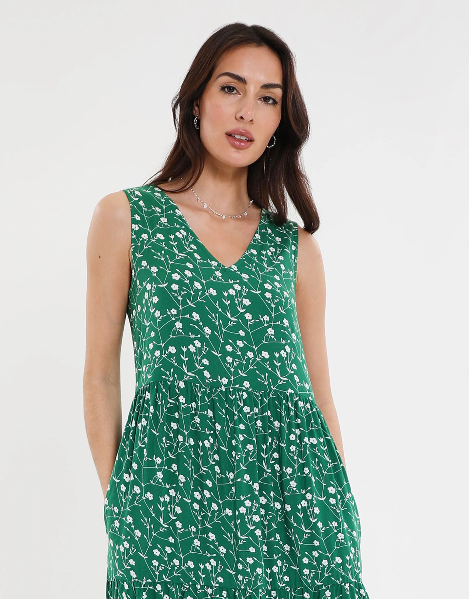 Women's Green Ditsy Floral Print Tiered V-Neck Midi Dress sold by Threadbare product image thumbnail 4