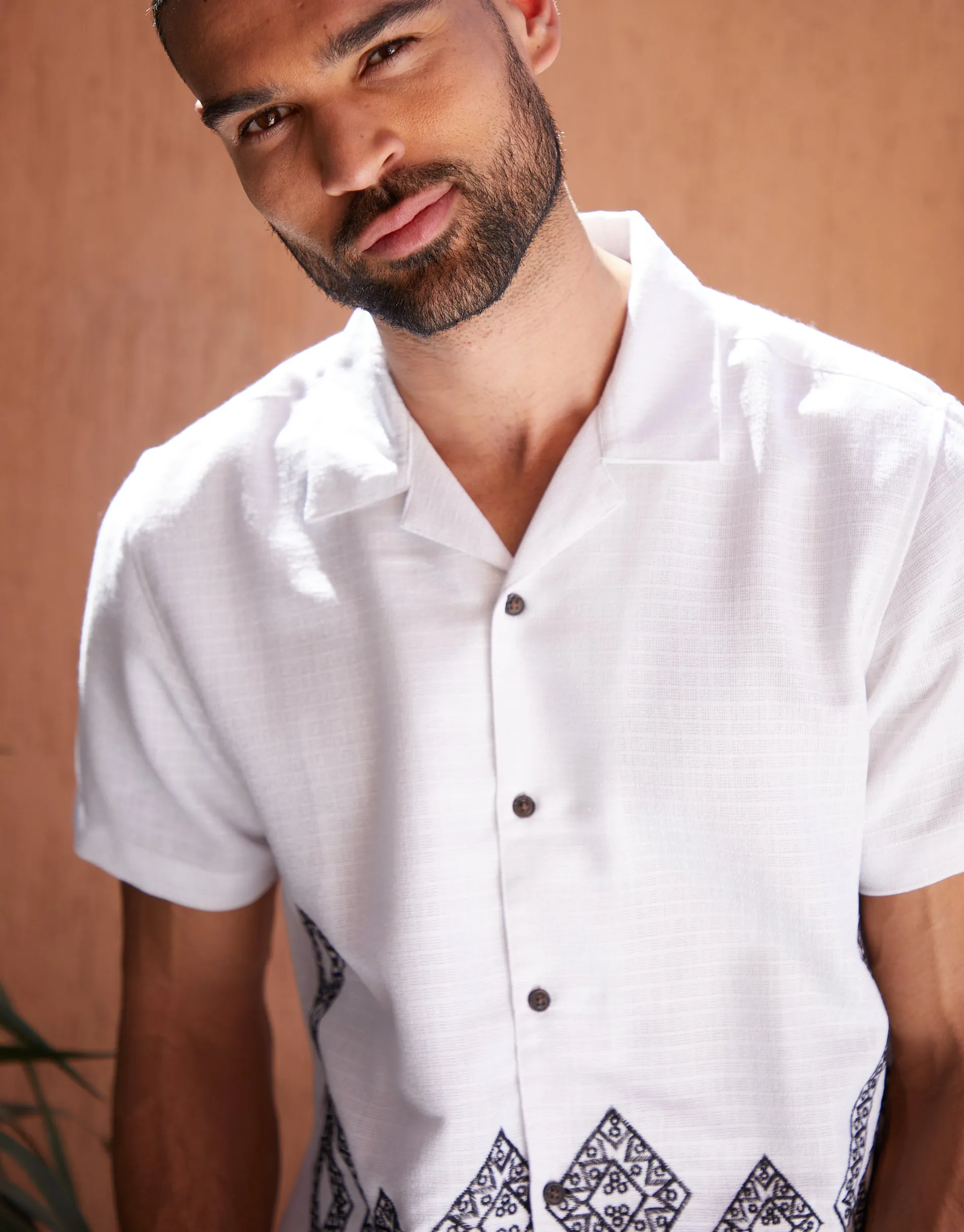 Threadbare Men's White Revere Collar Embroidered Short Sleeve Shirt sold by Threadbare product image thumbnail 4