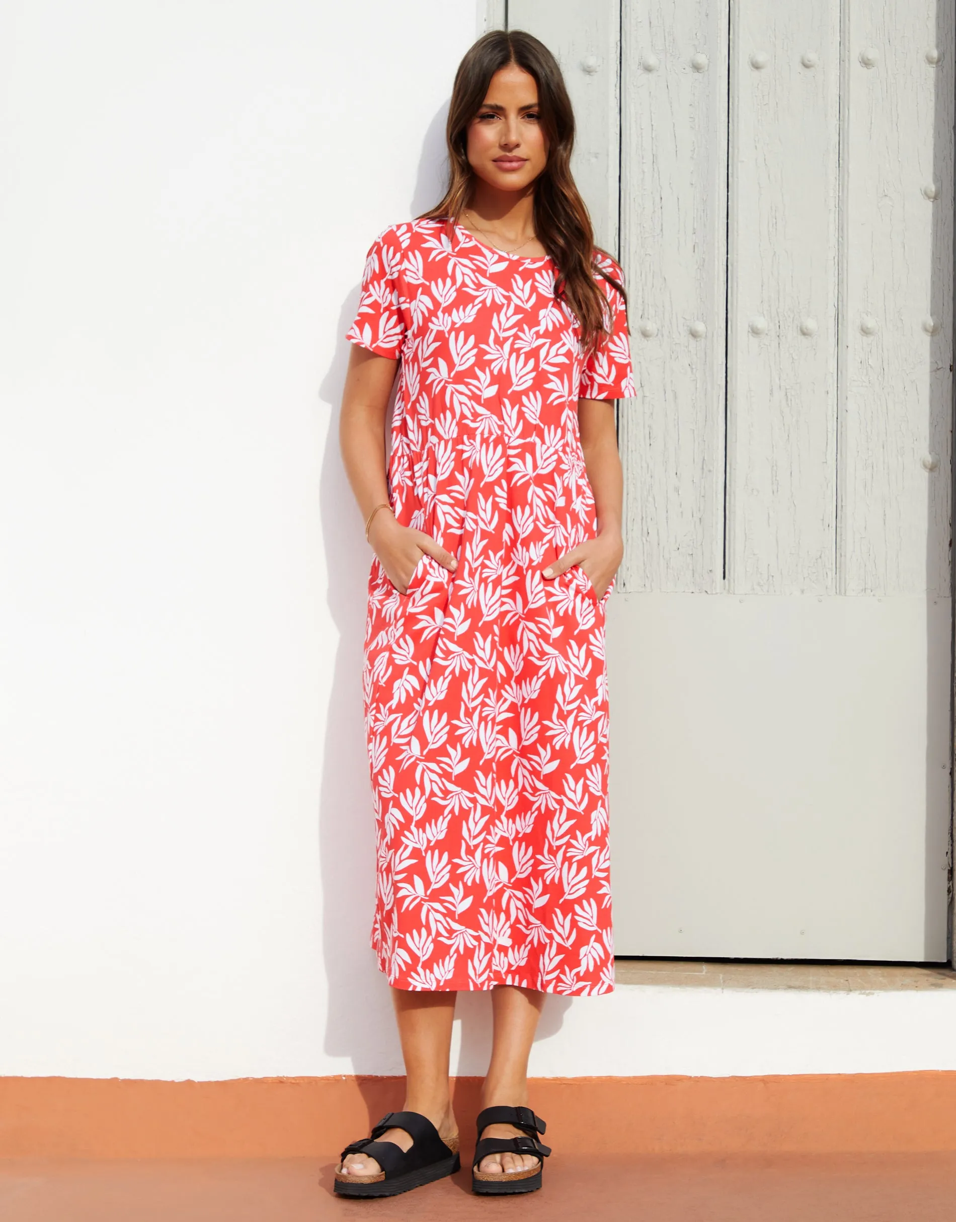 Women's Red Leaf Print Jersey Midi Smock Dress with Pockets sold by Threadbare product image thumbnail 4