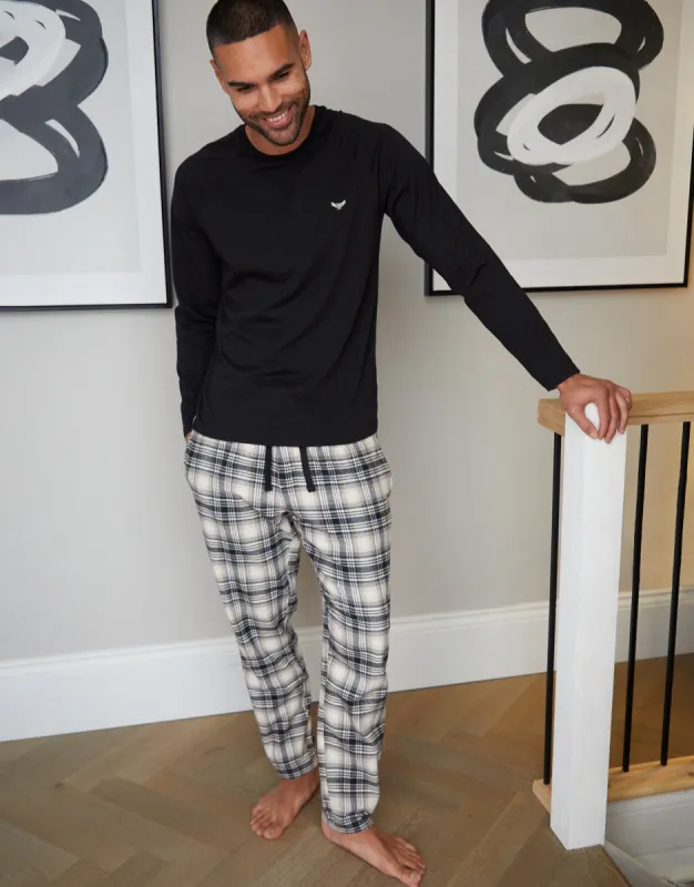 Black & Ecru Check Long Lounge Set (2-Piece Set) sold by Threadbare