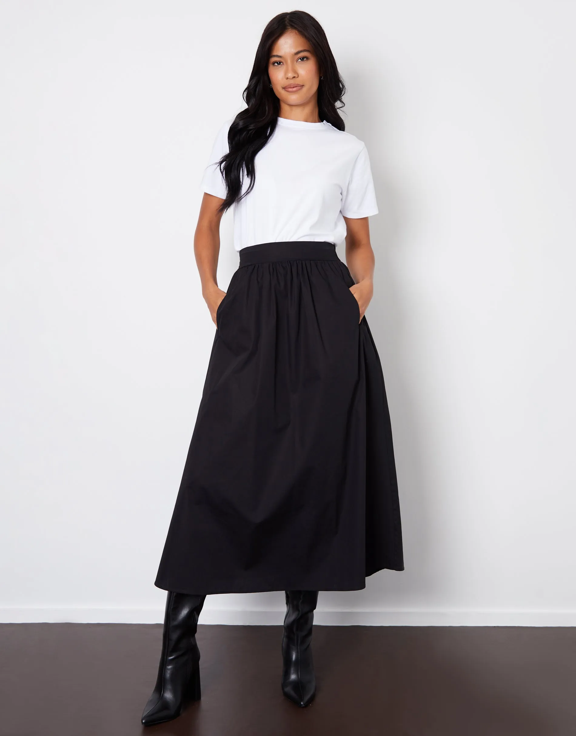 Black Midaxi Skirt with Pockets sold by Threadbare product image thumbnail 4