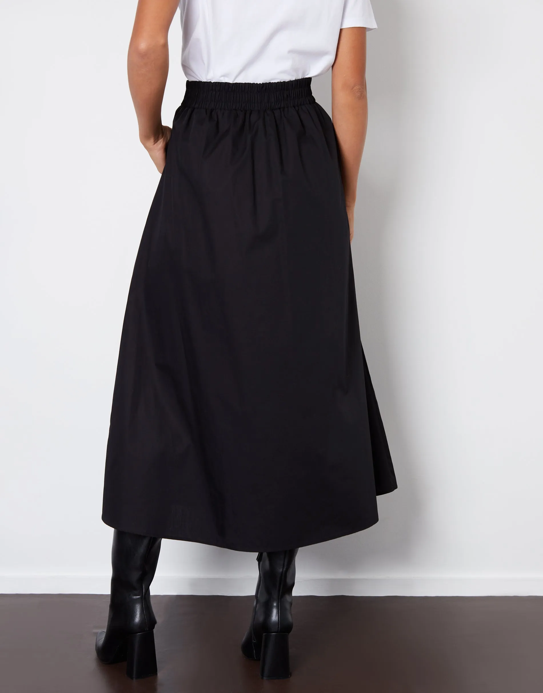 Black Midaxi Skirt with Pockets sold by Threadbare product image thumbnail 2