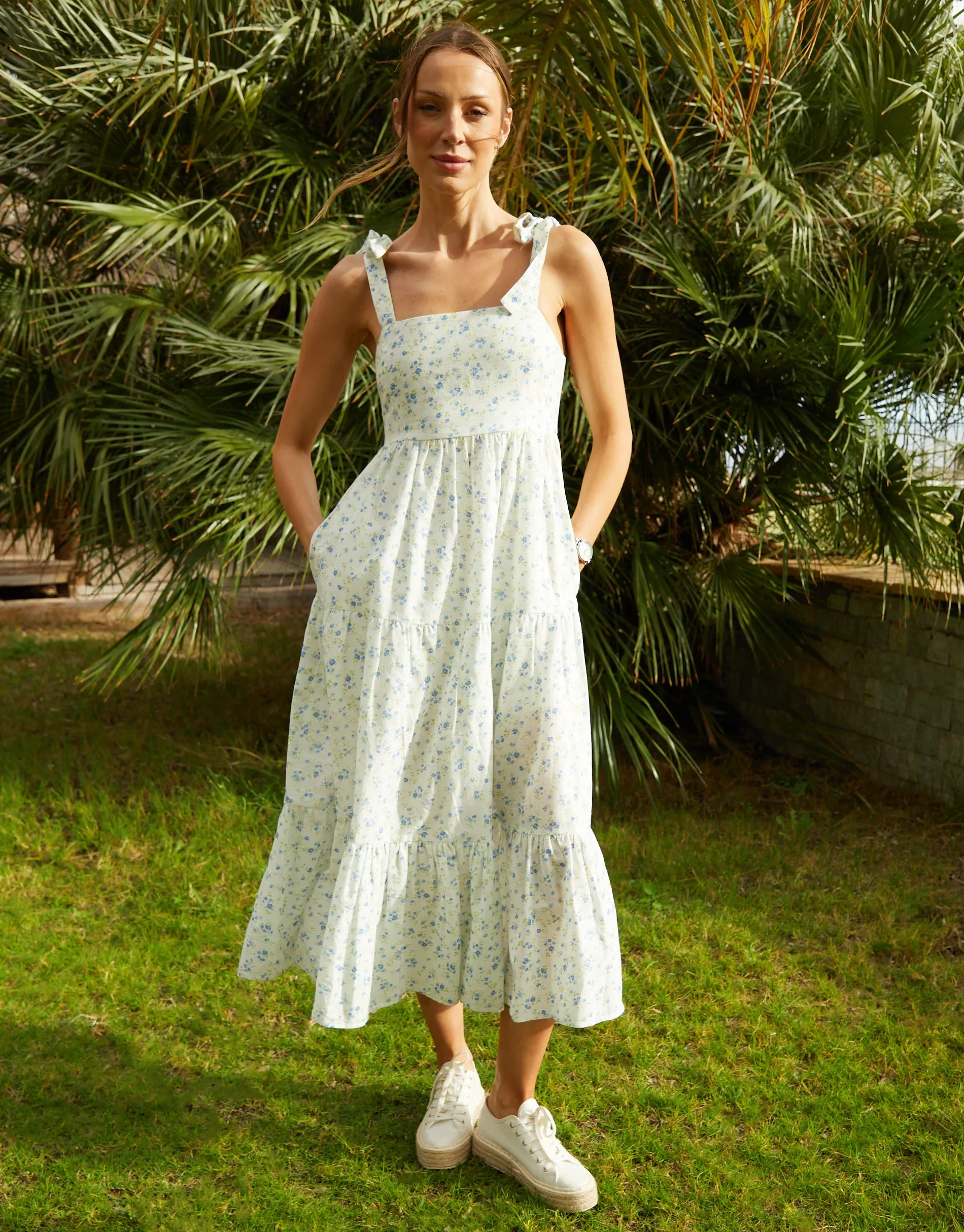Threadbare Women's White Floral Print Tiered Linen Blend Maxi Dress sold by Threadbare