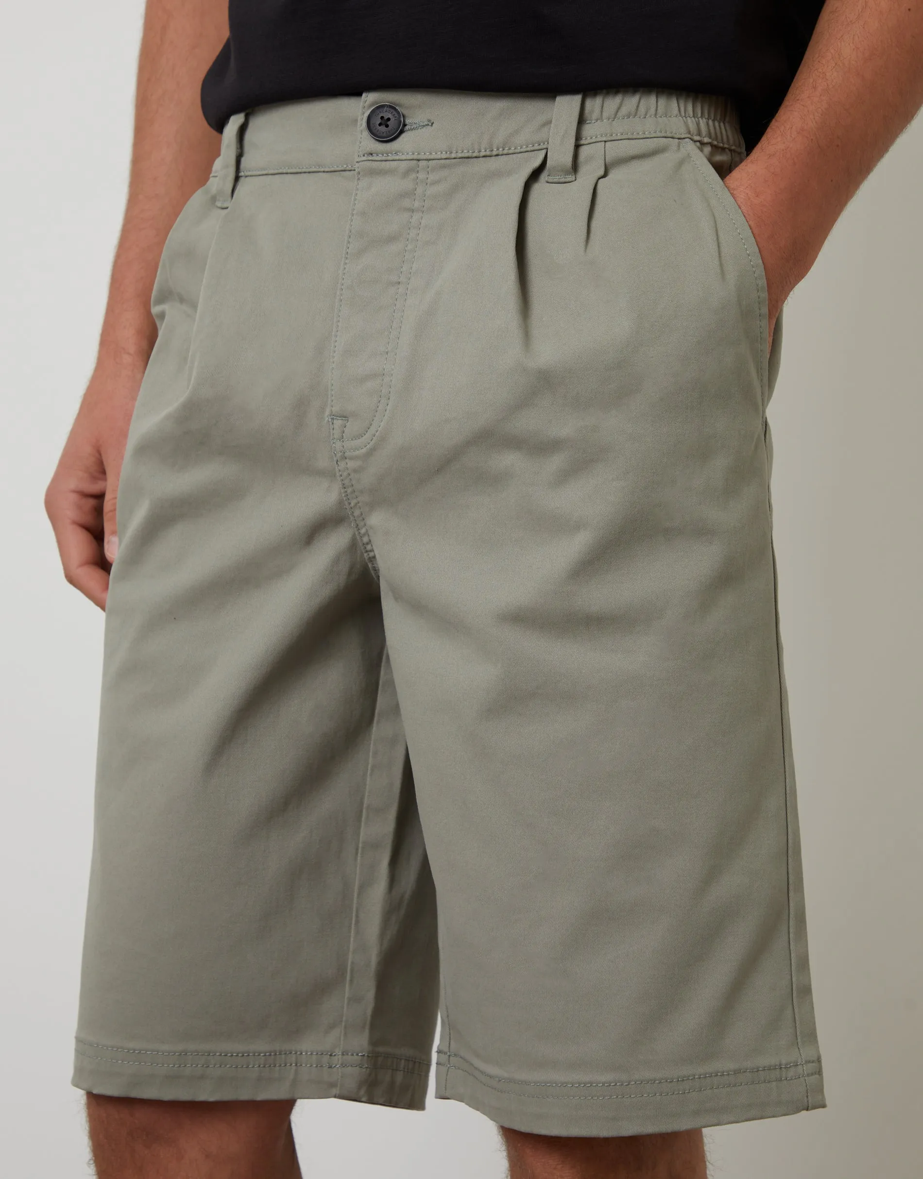 Sage Green Pleated Stretch Relaxed Fit Chino Shorts sold by Threadbare product image thumbnail 4