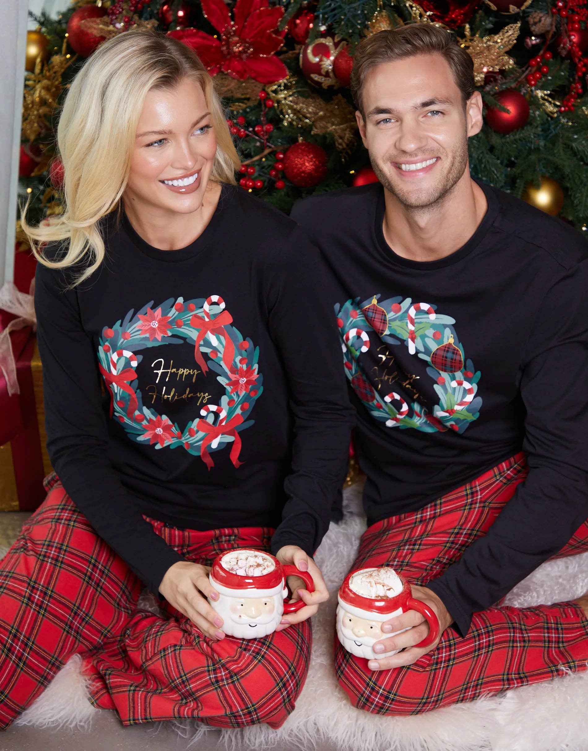 Black Christmas Wreath Long Pyjamas (2-Piece Set) sold by Threadbare product image thumbnail 2