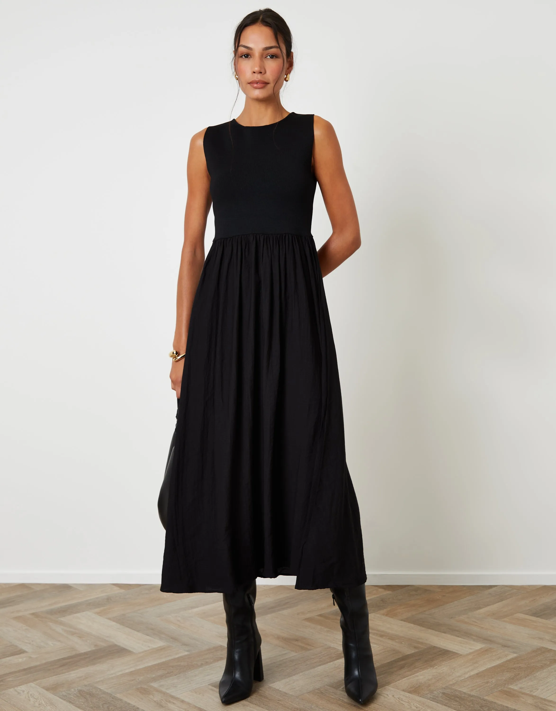 Black 2-in-1 Sleeveless Knitted Vest Maxi Dress sold by Threadbare product image thumbnail 3