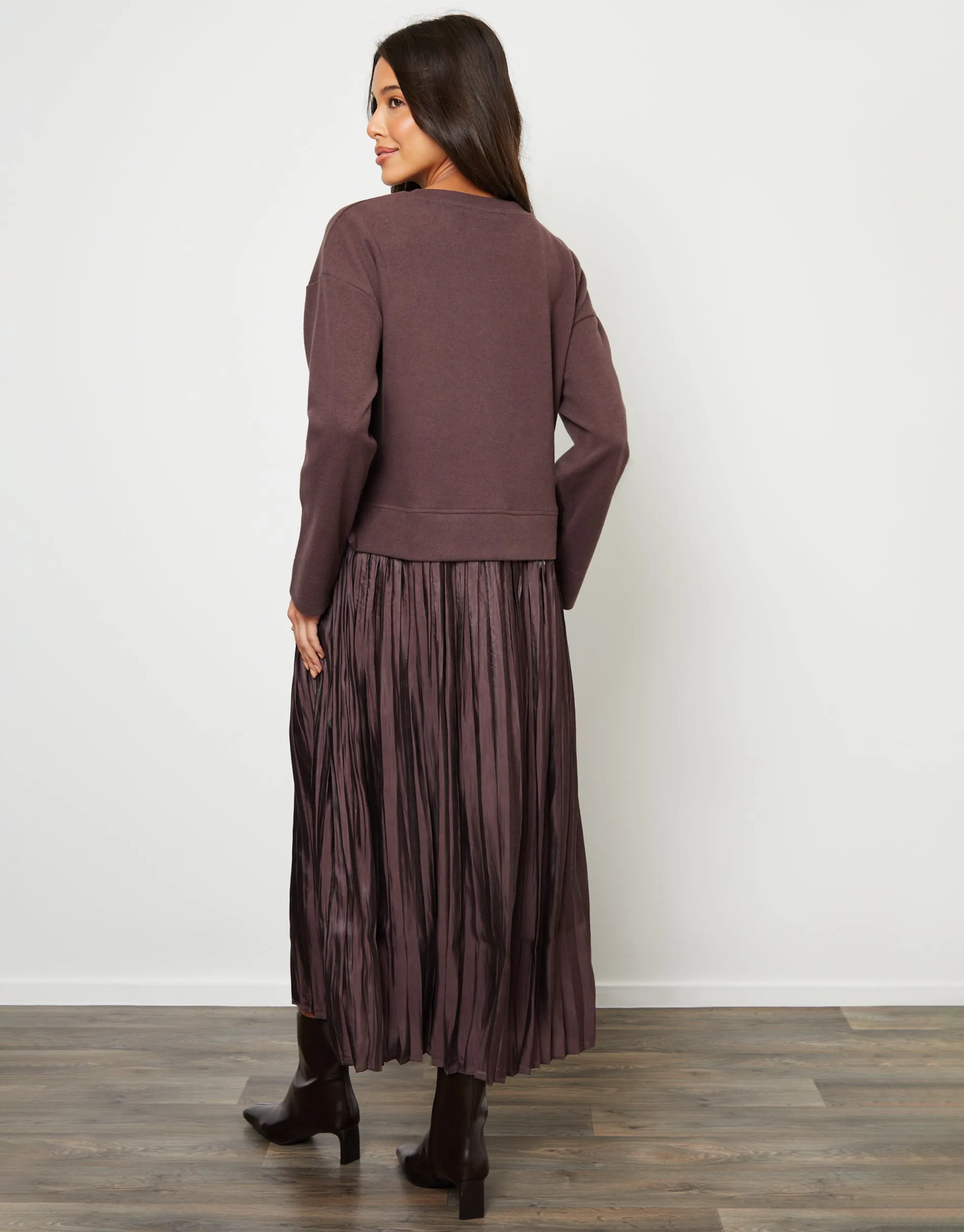 Chocolate Brown 2-in-1 Relaxed Ribbed Sweatshirt Midi Dress sold by Threadbare product image thumbnail 3
