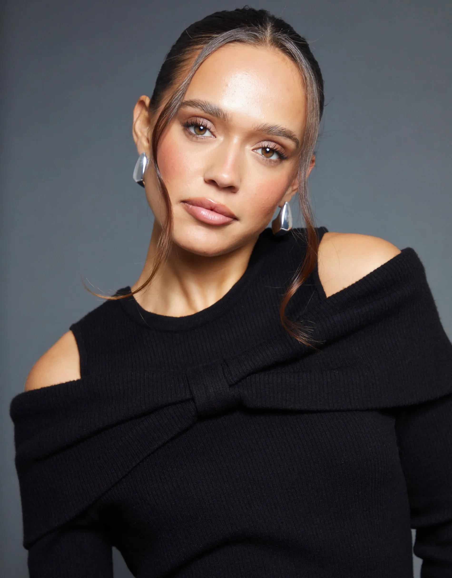 Black Cold Shoulder Bow Detail Knitted Jumper sold by Threadbare product image thumbnail 2