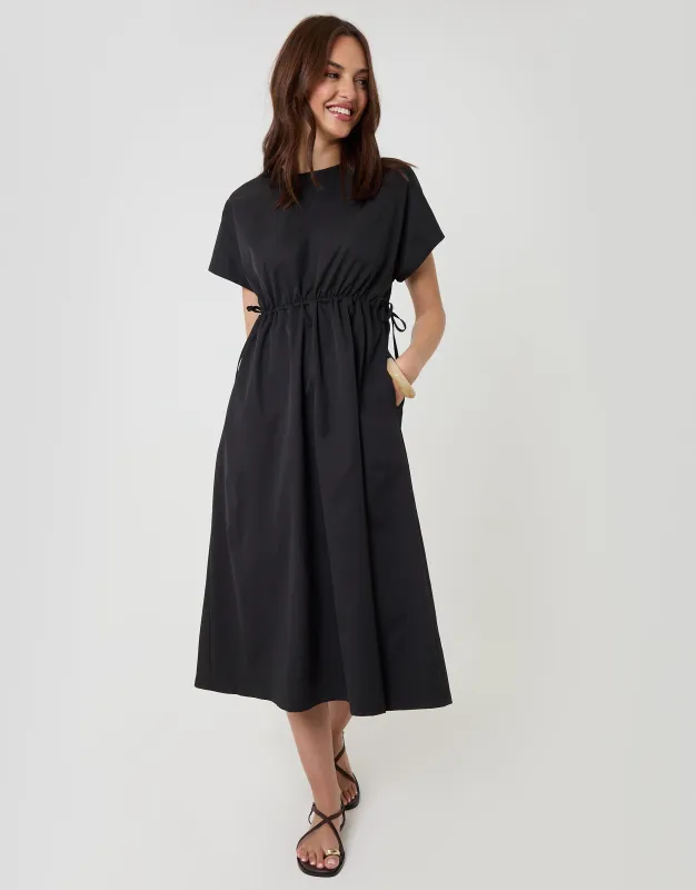 Kimono Sleeve Drawstring Waist Midi Dress in Black made by Threadbare