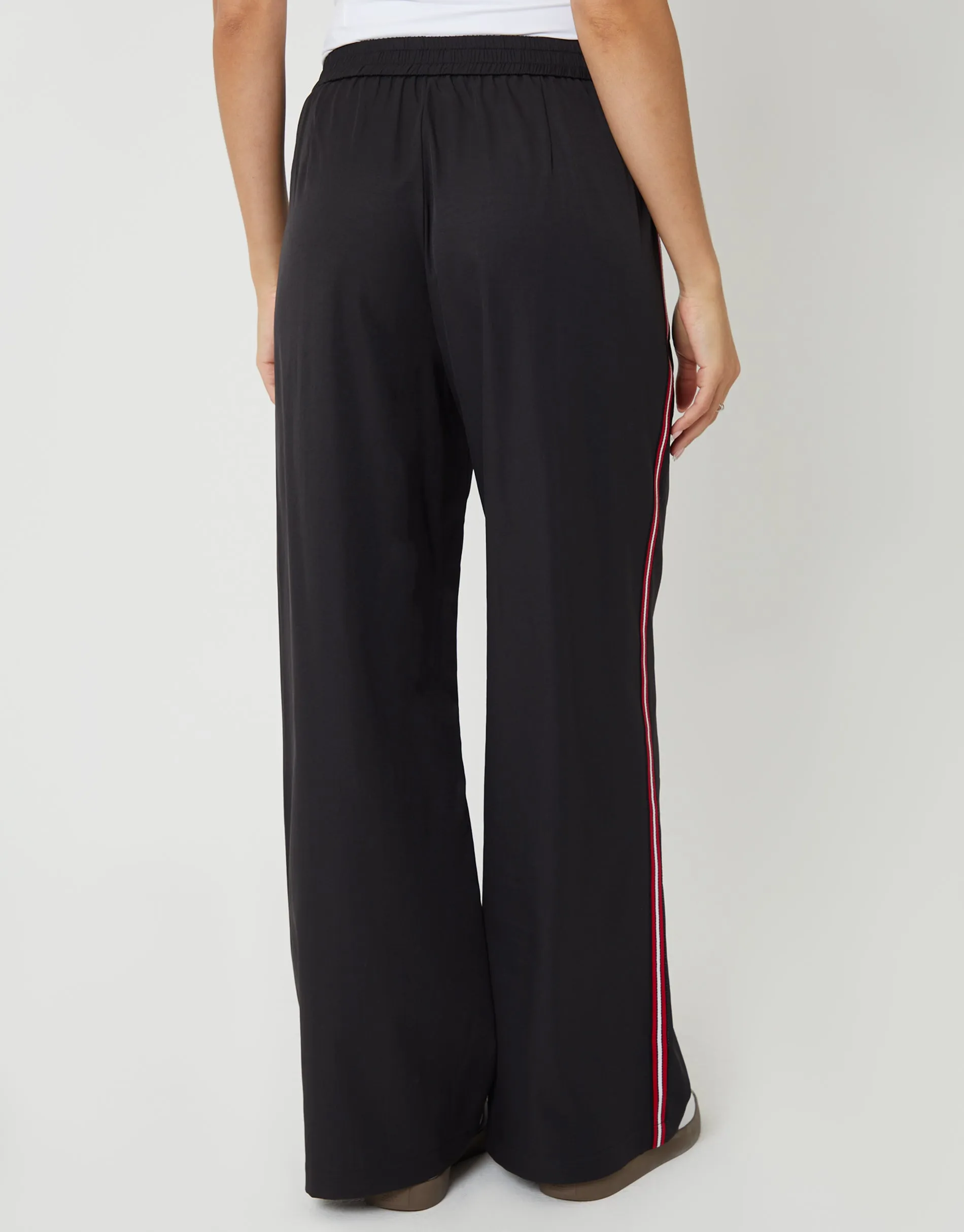 Black Pleated Side Stripe Wide Leg Trousers sold by Threadbare product image thumbnail 4