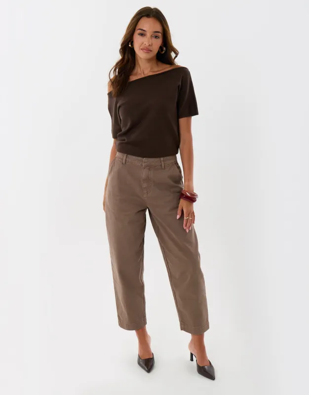 Barrel Leg Jeans in Mocha Brown made by Threadbare