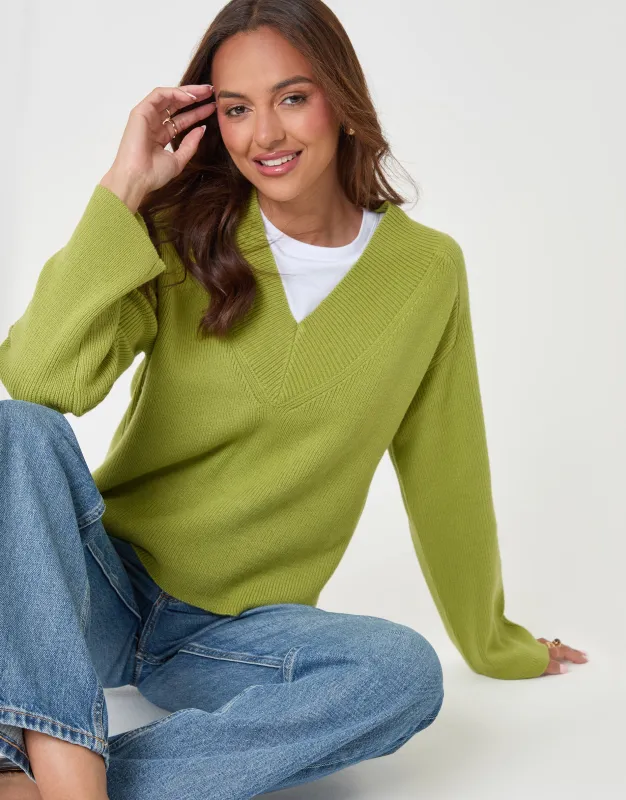 The Everyday Deep Rib V-Neck Jumper in Green made by Threadbare