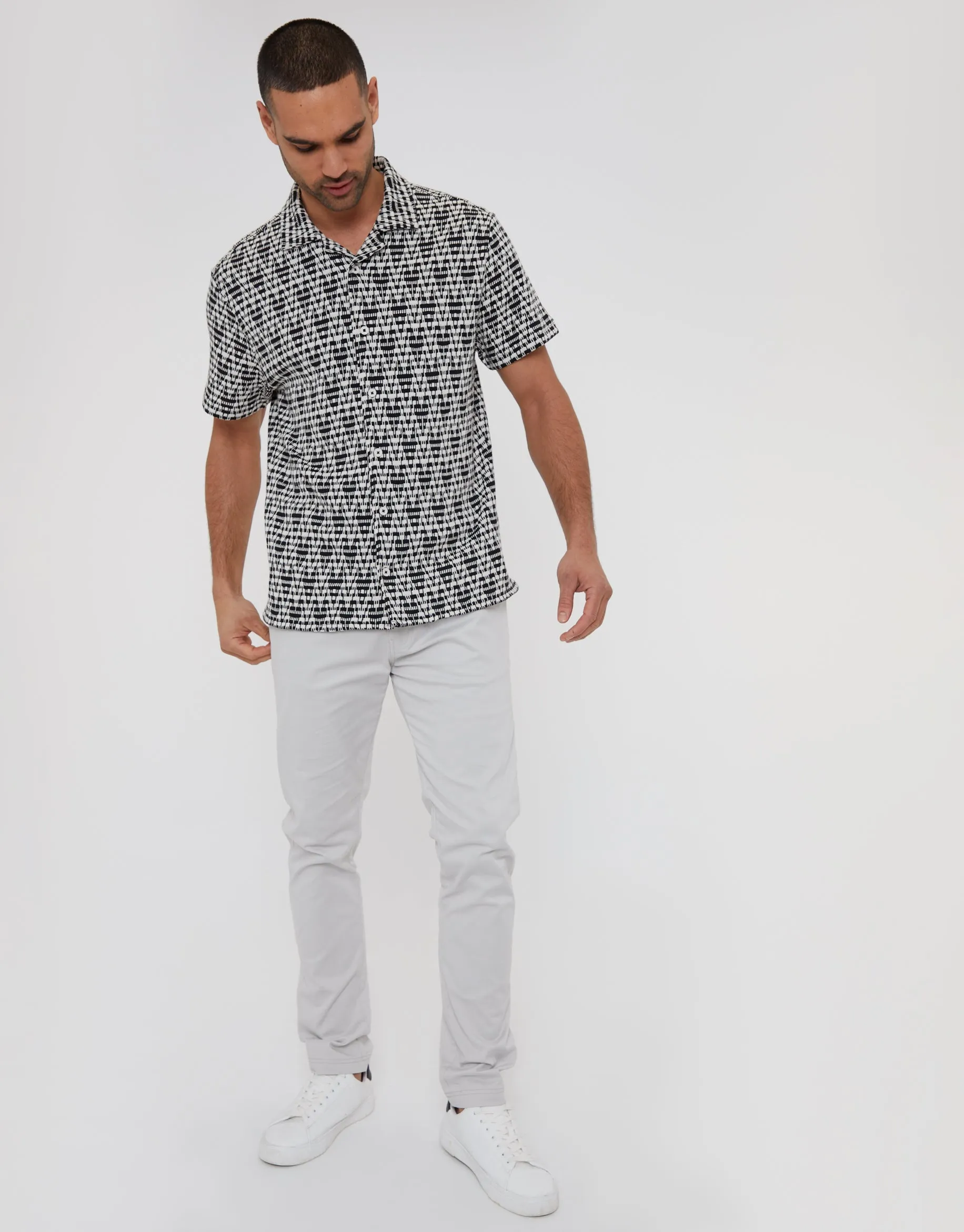 Men's Black & Cream Zig Zag Revere Collar Short Sleeve Shirt sold by Threadbare product image thumbnail 3