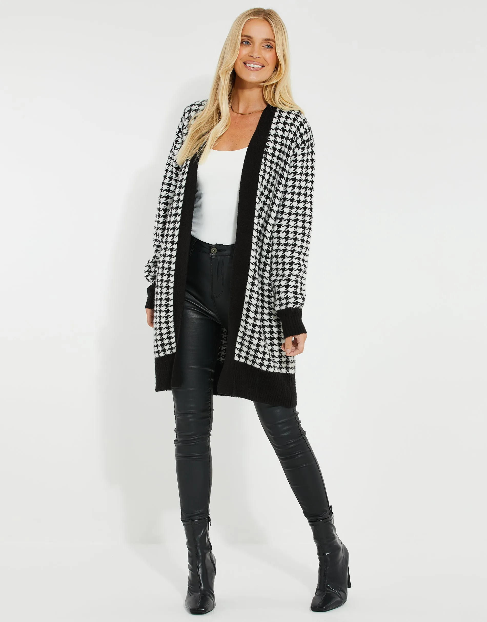 Women's Black & White Dogtooth Knitted Cardigan sold by Threadbare product image thumbnail 3