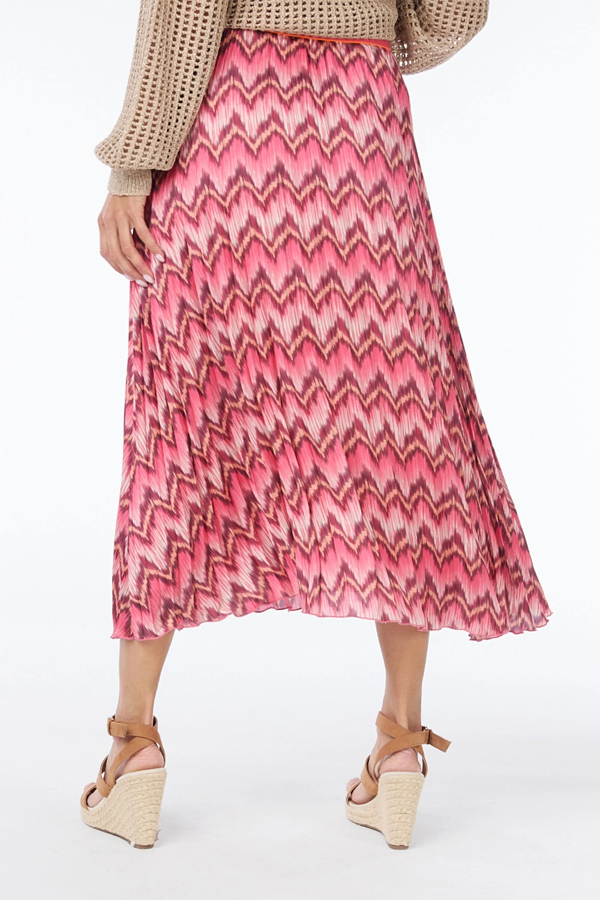 Zigzag Print Pleated Midi Skirt sold by Bellissima product image thumbnail 2