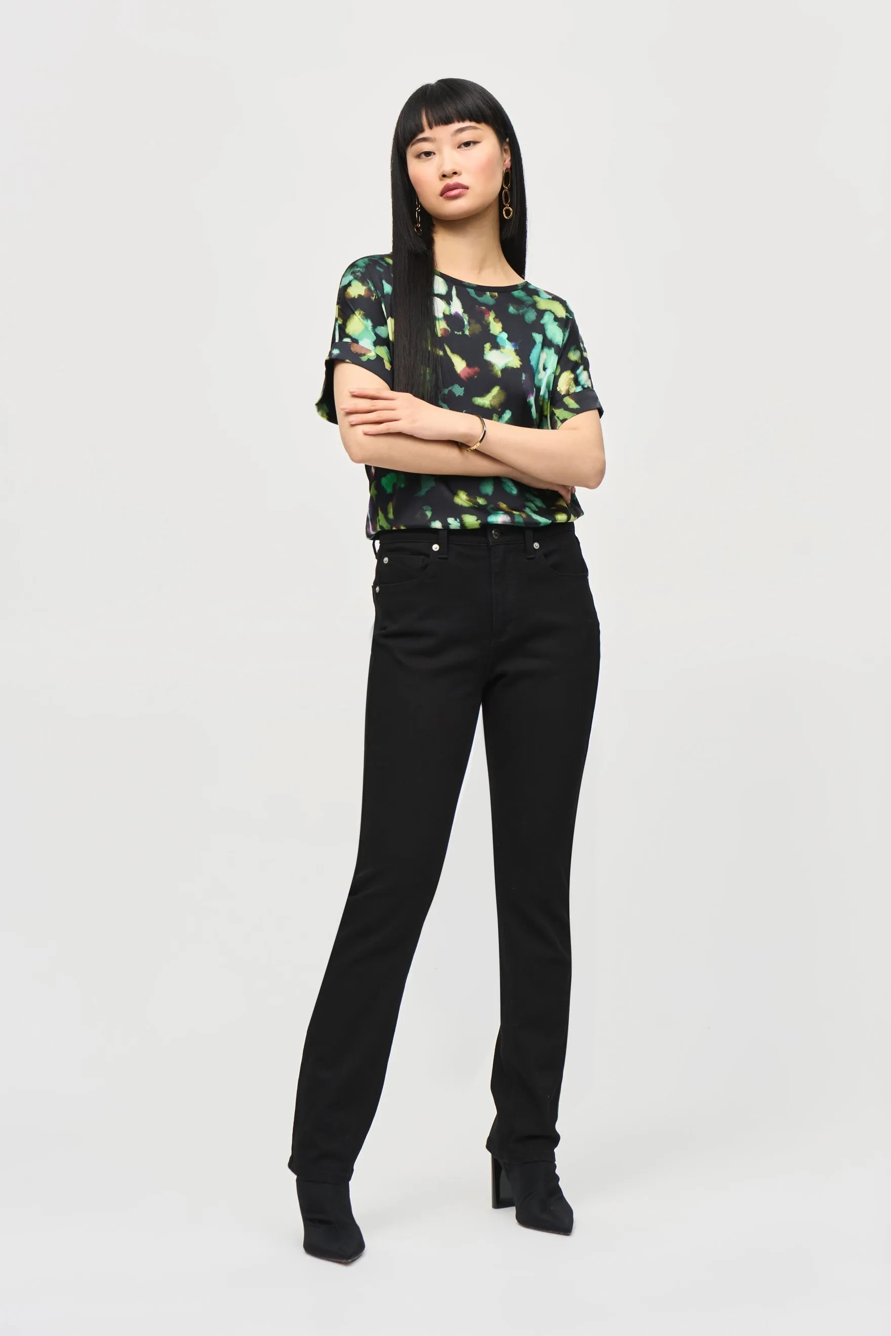 Satin Front Abstract Print Short Sleeve Top sold by Bellissima product image thumbnail 5