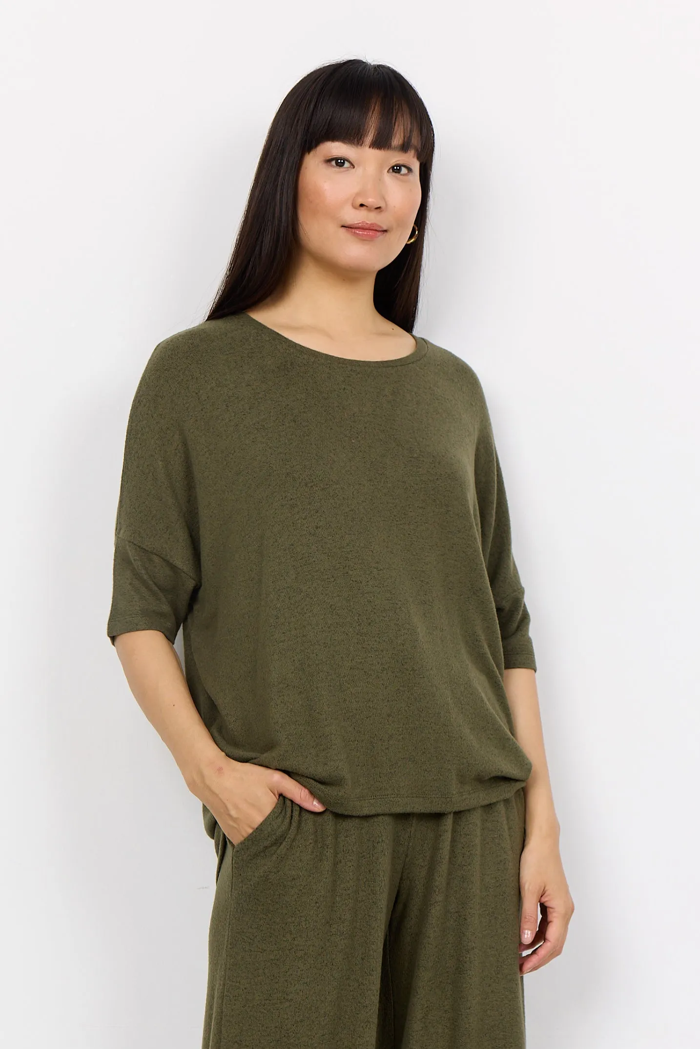 Biara Short Sleeve Sweater sold by Bellissima product image thumbnail 5