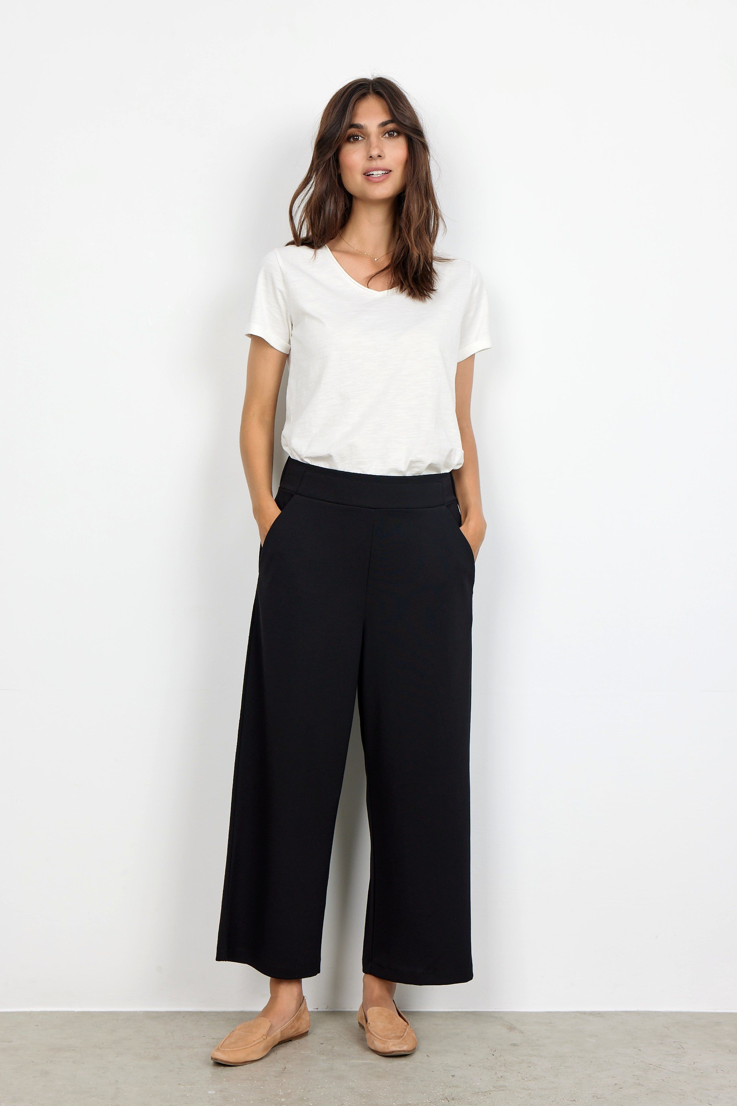 Pull On Wide Leg Cropped Pants sold by Bellissima