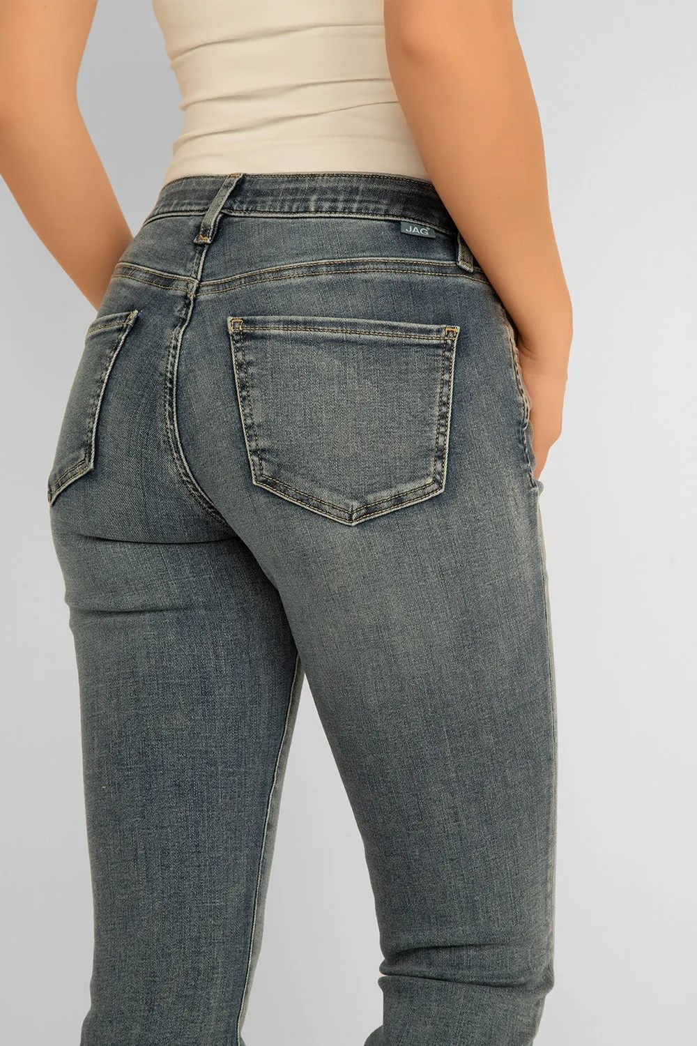 Jag Carter Mid Rise Girlfriend Jeans sold by Bellissima product image thumbnail 3