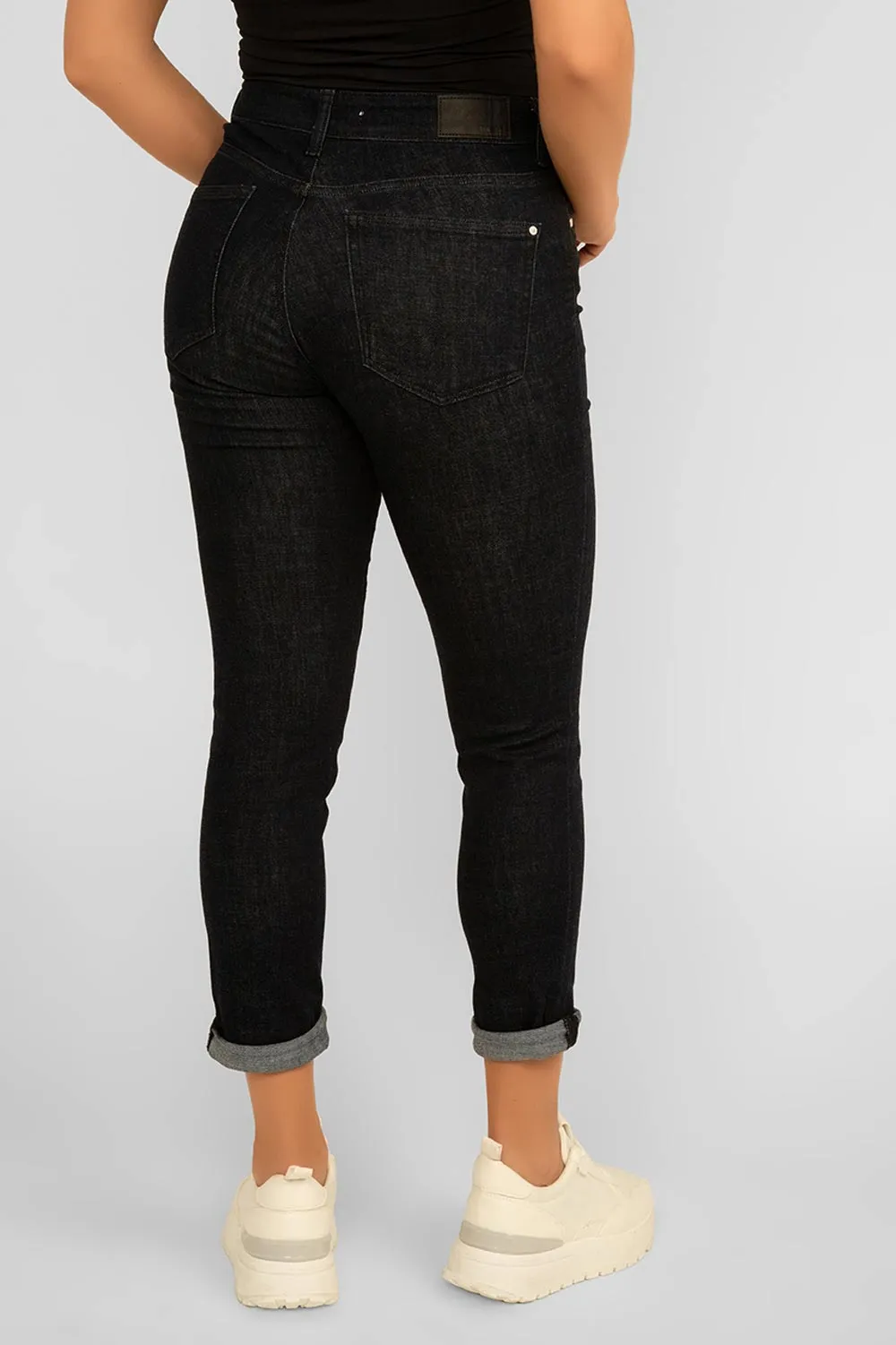 Kathleen Slim Boyfriend Jeans - Solid Rinse Feather Blue sold by Bellissima product image thumbnail 2