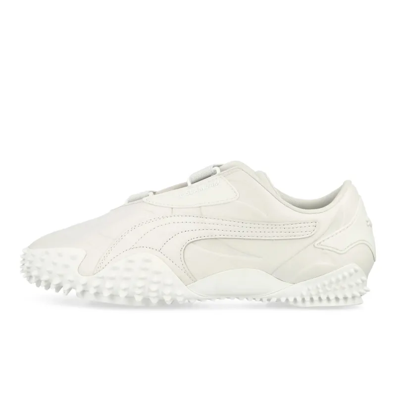 Mostro Deboss made by Puma