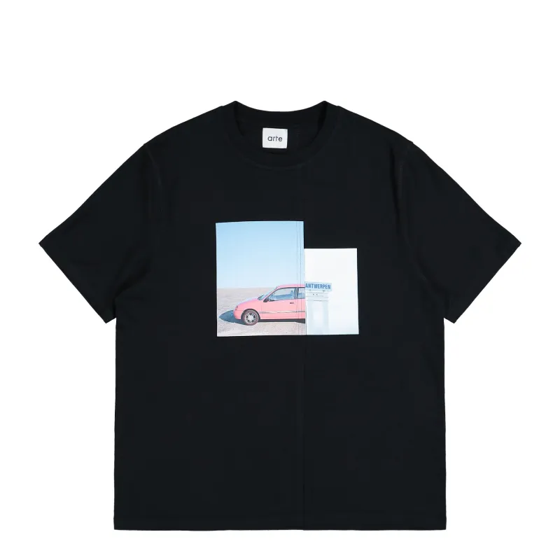 Photo T-Shirt sold by OVERKILL