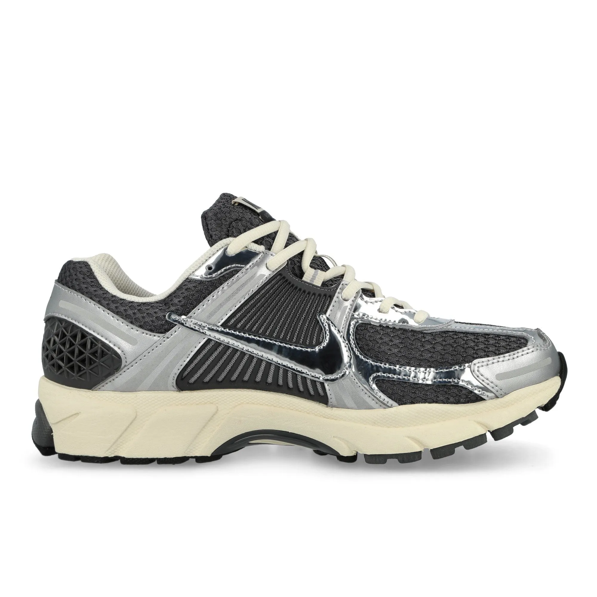 Zoom Vomero 5 sold by OVERKILL product image thumbnail 2