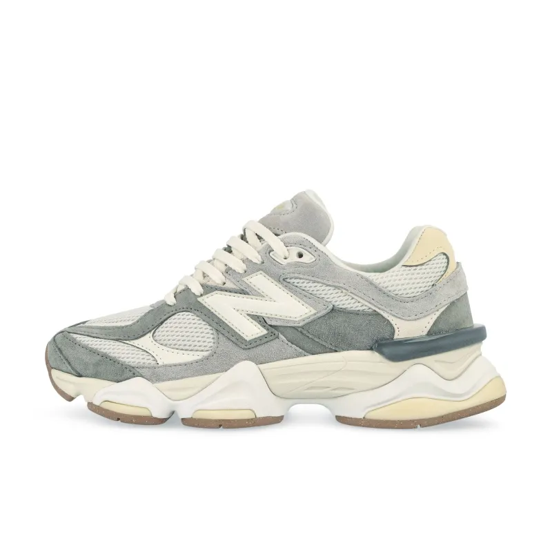 U9060AUB made by New Balance