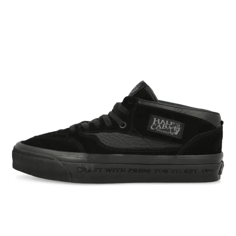 OTW Half Cab 33 made by Vans