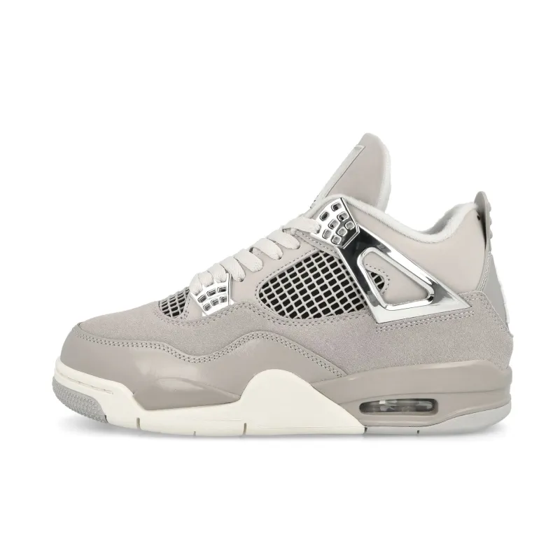 Wmns Air Jordan 4 Retro sold by OVERKILL