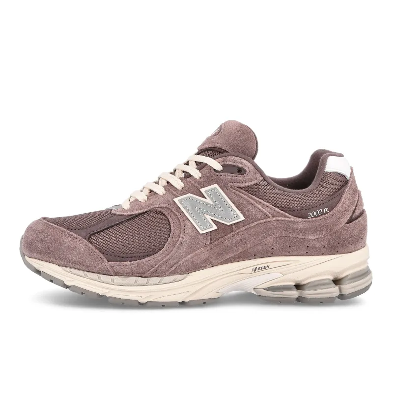 m 2002 rhd made by New Balance