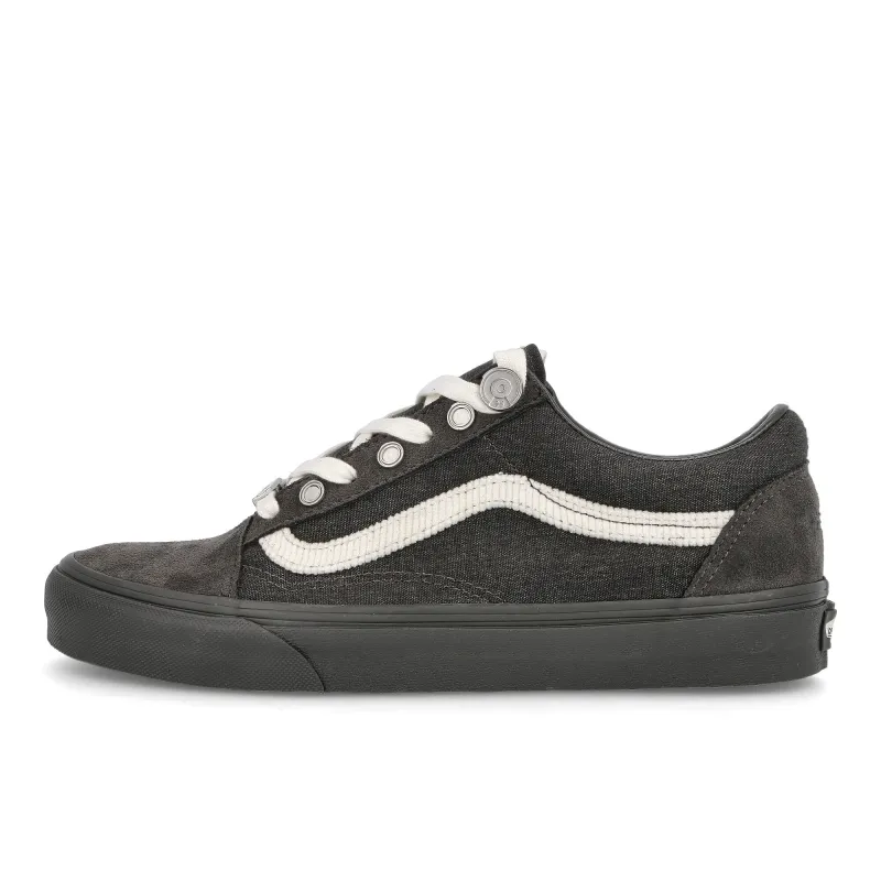 UA Old Skool made by Vans