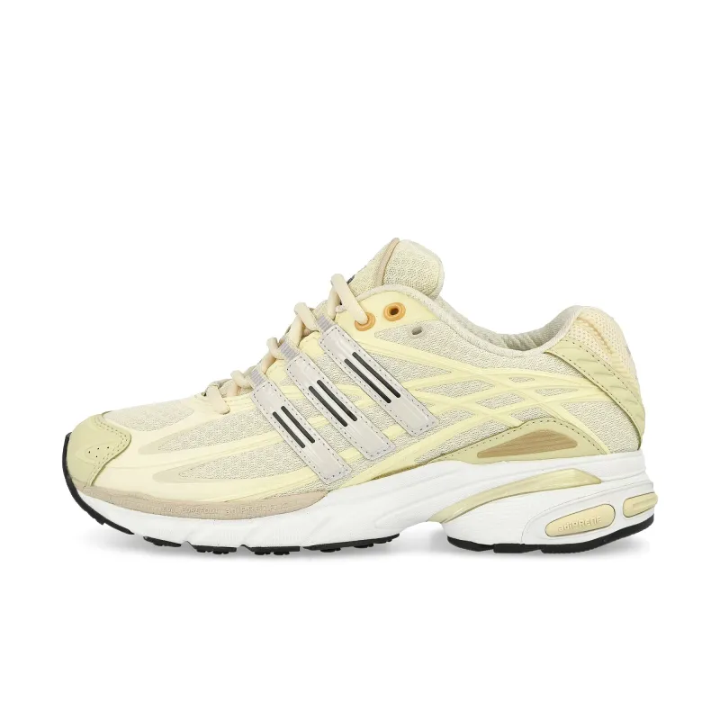 Adistar Cushion W sold by OVERKILL