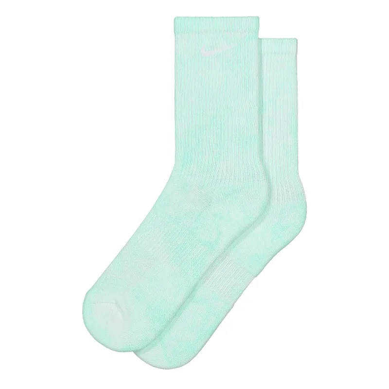 Everyday Plus Cush Crew Socks made by Nike