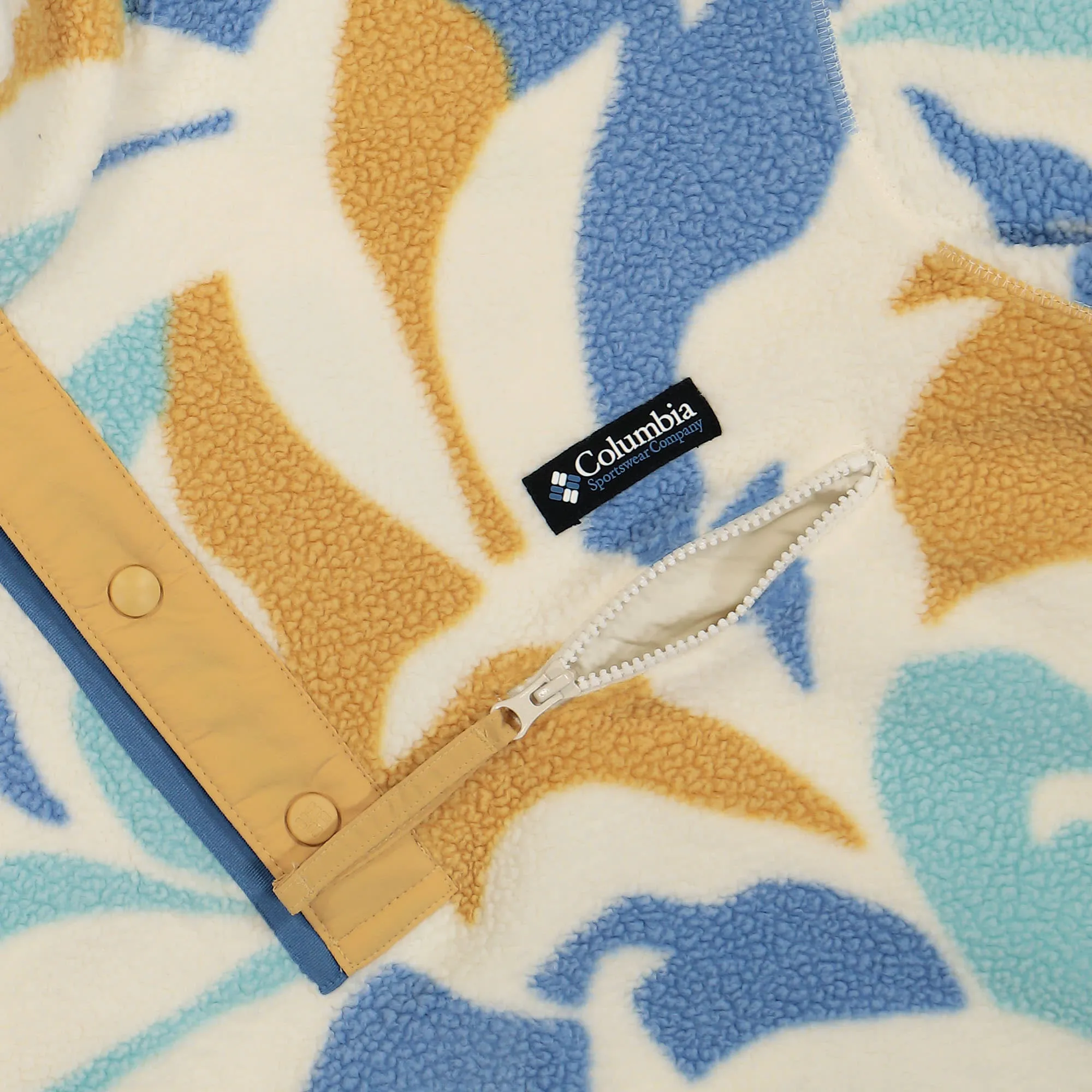 Helvetia Half Snap Fleece sold by OVERKILL product image thumbnail 4