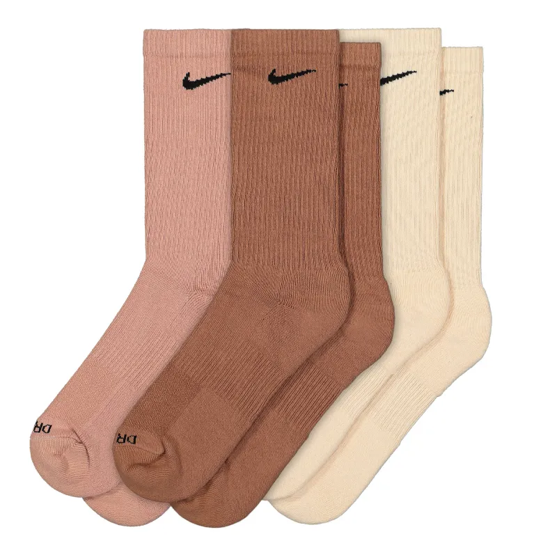 Everyday Plus Cushioned Crew Socks 3 Pair made by Nike