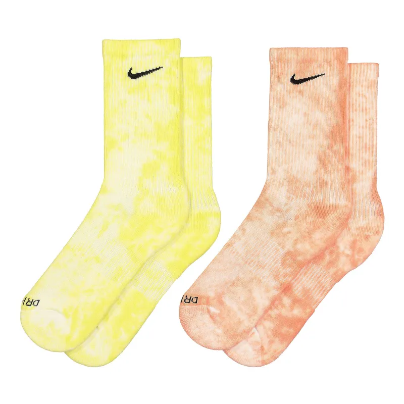 Everyday Plus Cush Crew Socks made by Nike